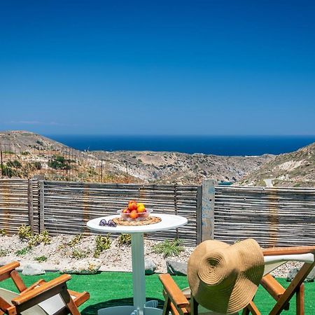 Plakes Sea View Apartment Plaka (Milos) Exterior photo