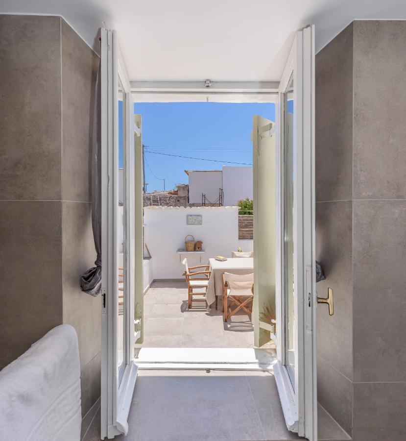 Plakes Sea View Apartment Plaka (Milos) Exterior photo