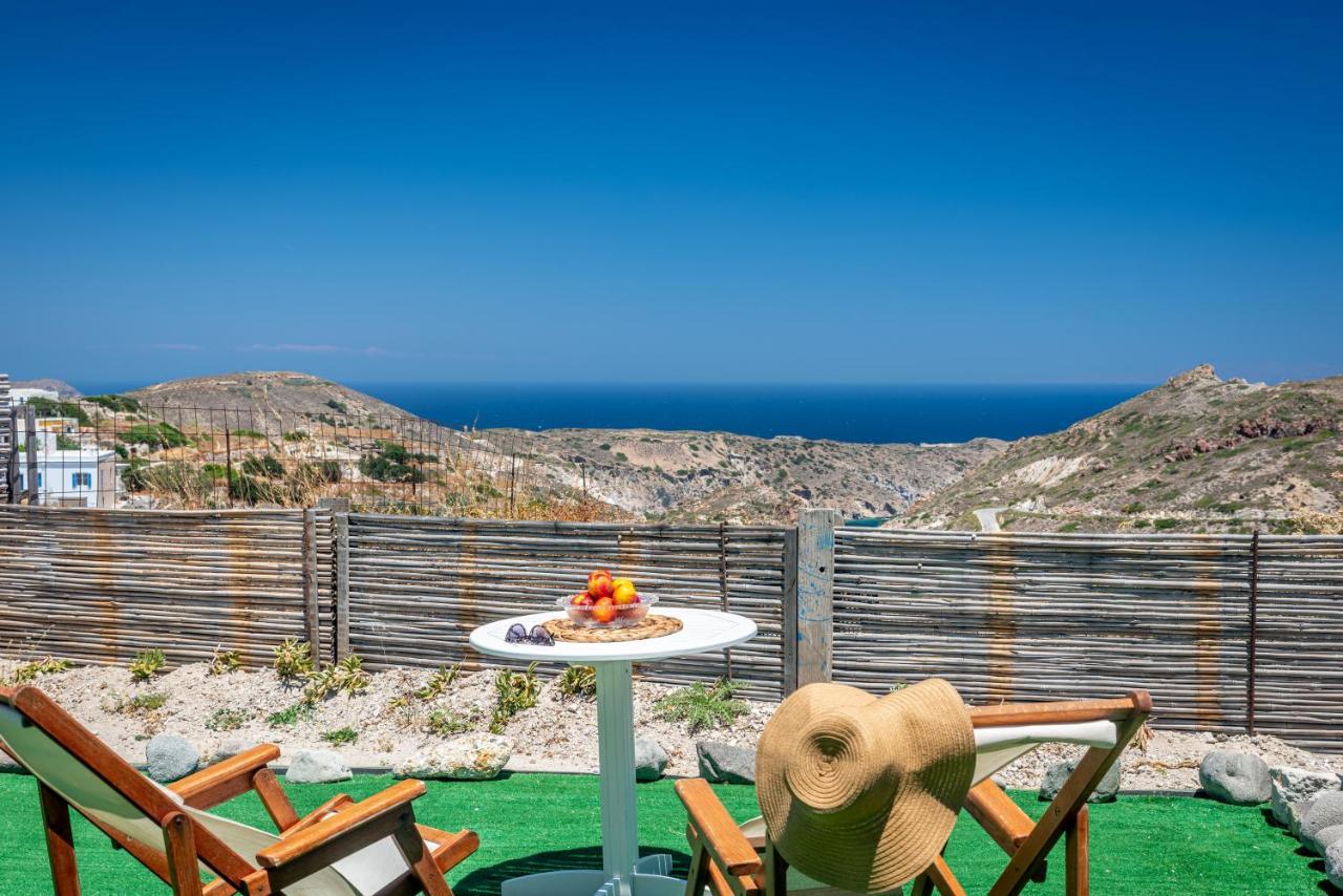 Plakes Sea View Apartment Plaka (Milos) Exterior photo